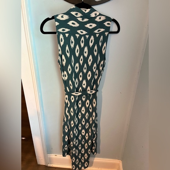 Equipment Silk Blue and White Halter Midi/Maxi Sundress Size Small - Picture 8 of 10